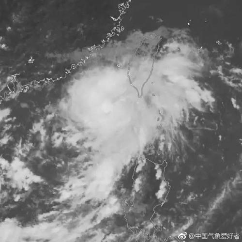 最新台风洛克动态,风暴来袭与应对策略