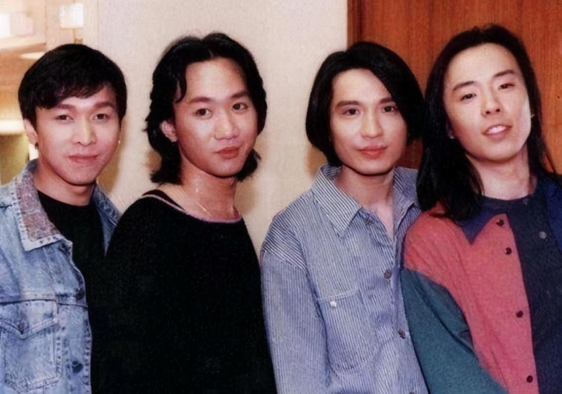 草蜢最新歌曲展现高科技魅力,预示音乐未来