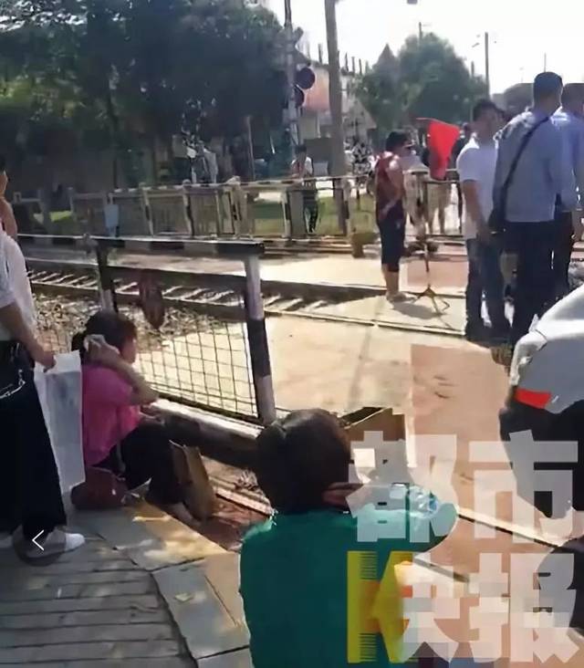 西安最新事件揭秘,热点新闻大放送!你绝对不能错过!