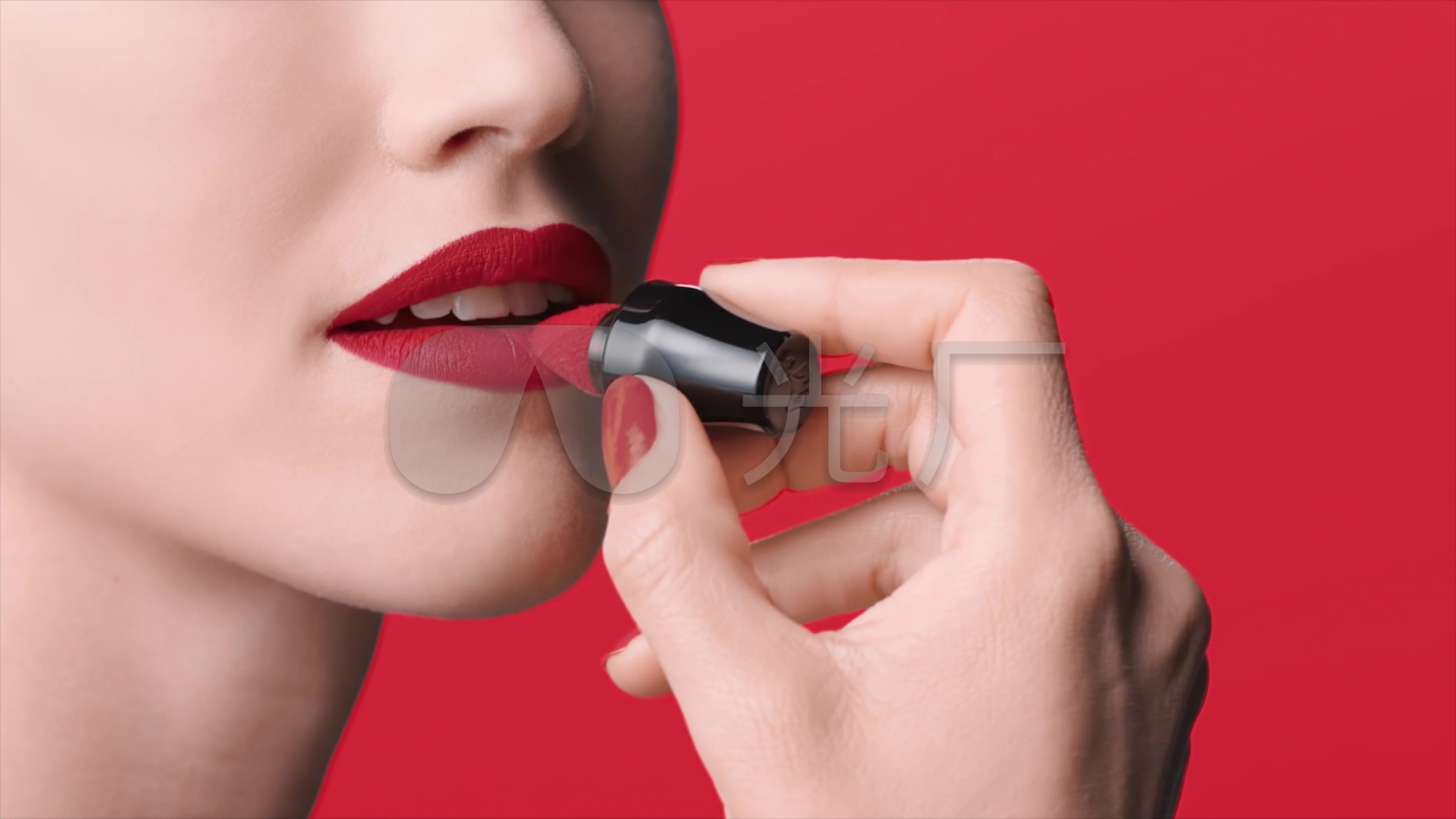 最新口红广告视频,自然美景之旅,探寻内心平静与美丽之秘