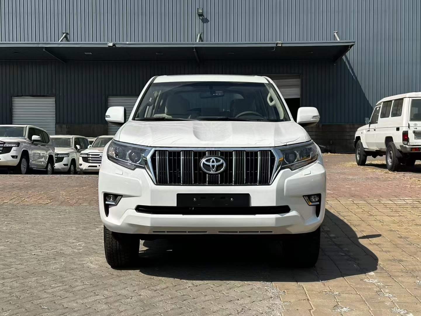 丰田霸道重塑越野传奇,科技巨献的最新力作