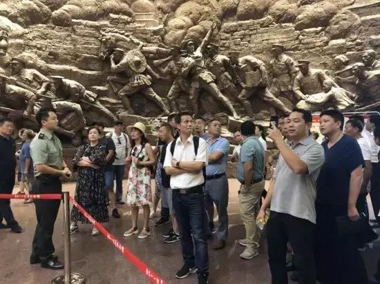 进贤新闻最新动态,小巷深处的独特风味