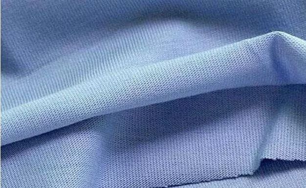 最新服装面料与友情的温暖交织故事