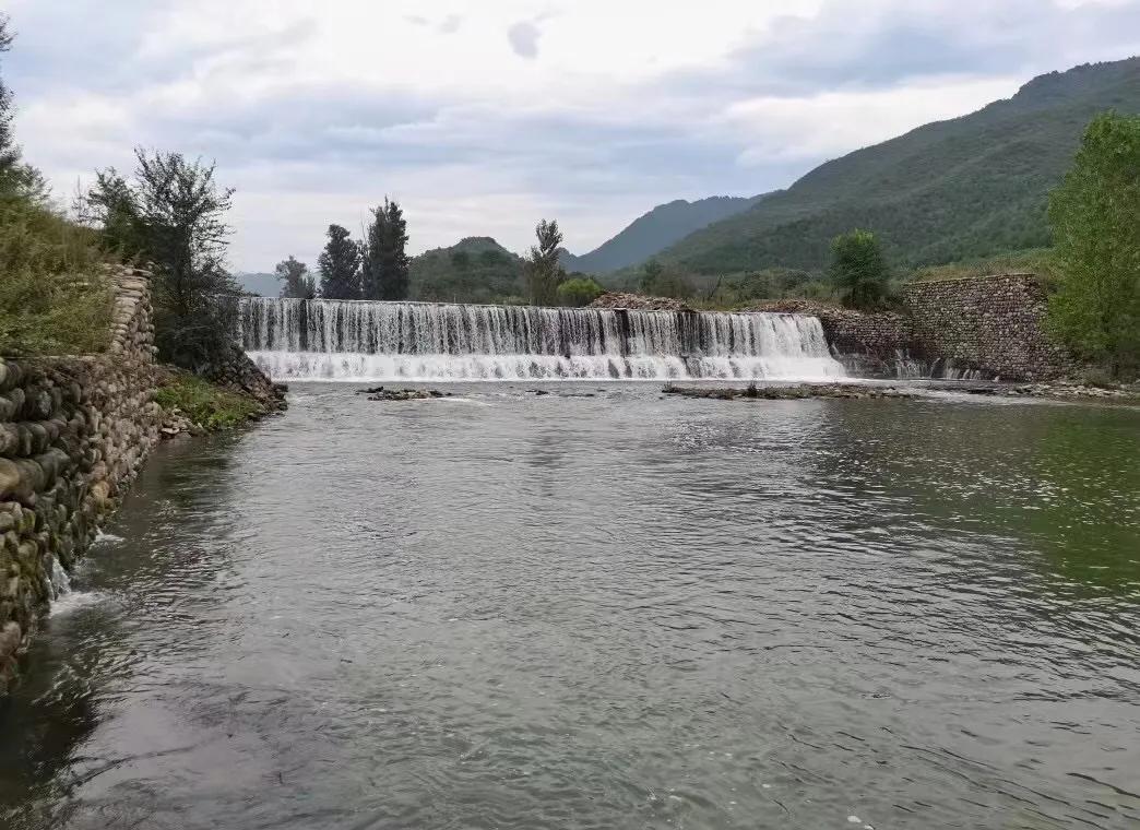 京郊最新房价概览,市场走势与观点碰撞