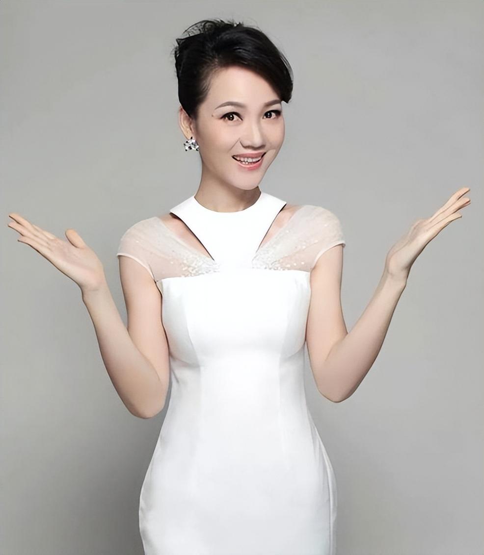 周群最新主持节目,时代脉搏与文化印记的融合