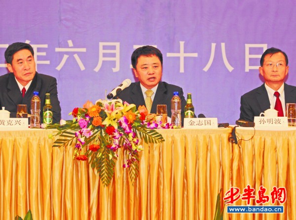 青岛领导调整最新动态，城市在变，领导在引领成长之路