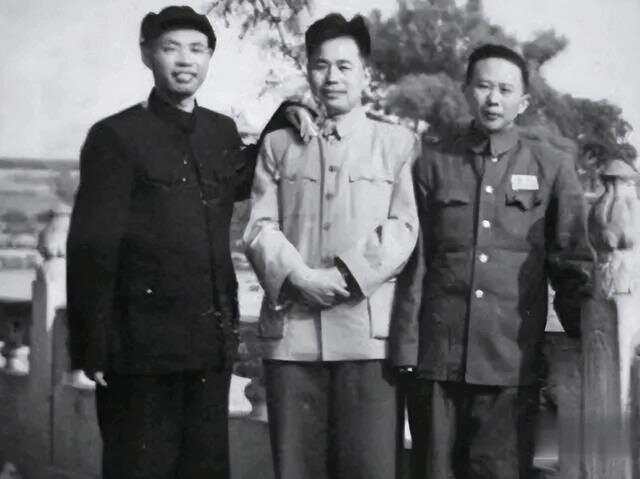 温立三最新消息揭秘,小巷深处的独特风味探秘之旅