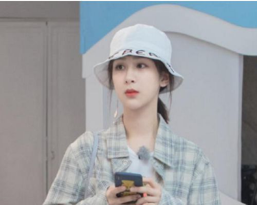 杨紫最新电视剧2024,杨紫最新电视剧2024,变化中的学习,自信与成就的力量