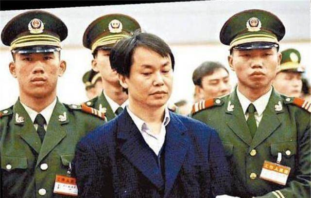 罗艳芳最新动态,揭开面纱下的新篇章揭秘