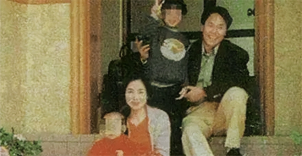 罗艳芳最新动态,揭开面纱下的新篇章揭秘