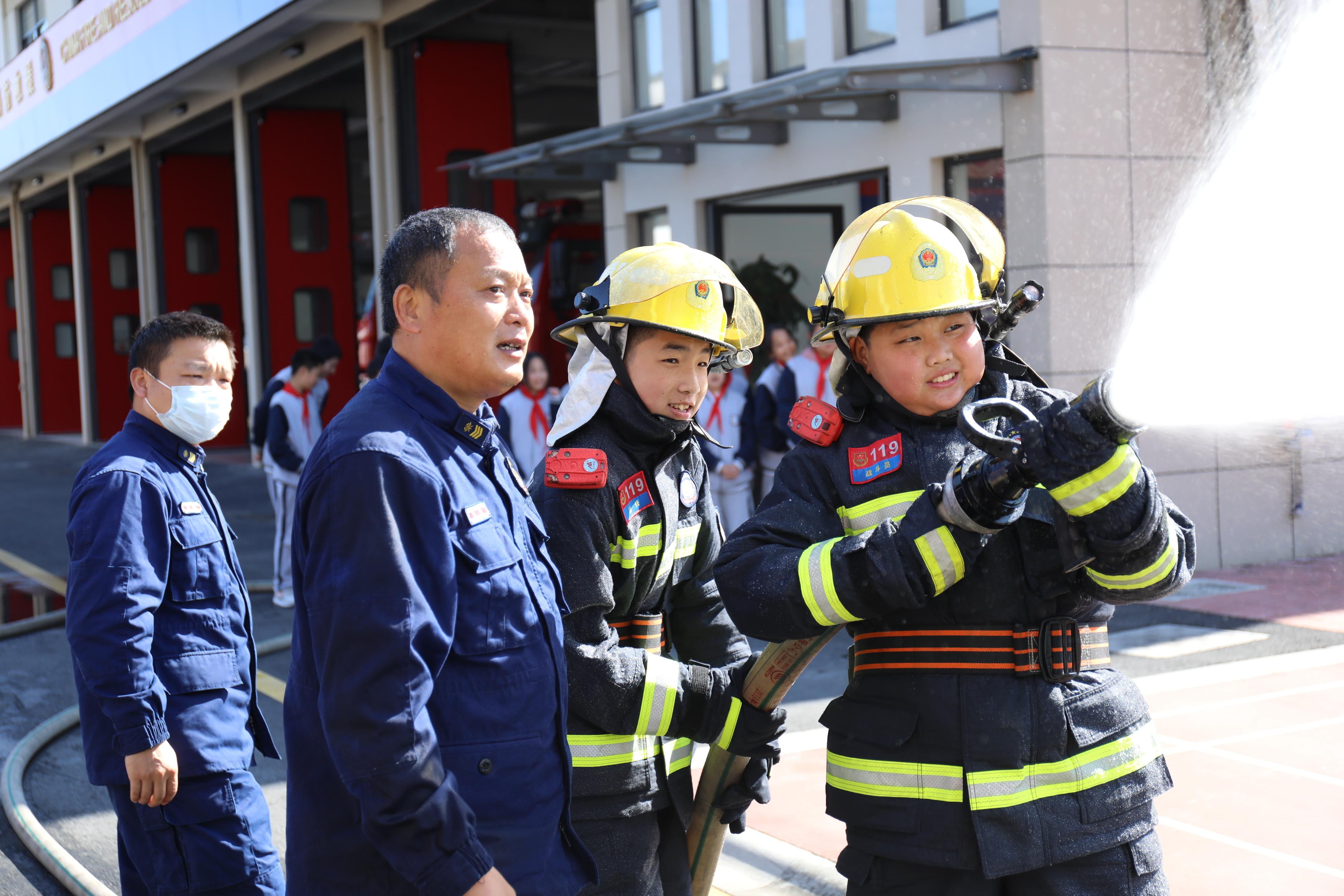 襄阳成工工程机械 第335页