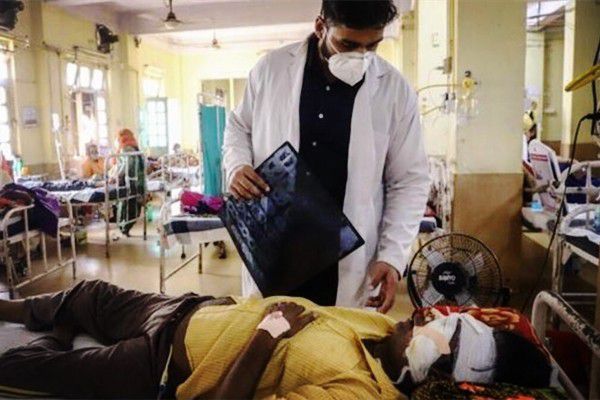 印度怪病最新动态,神秘医疗之旅与美食探索的双重体验