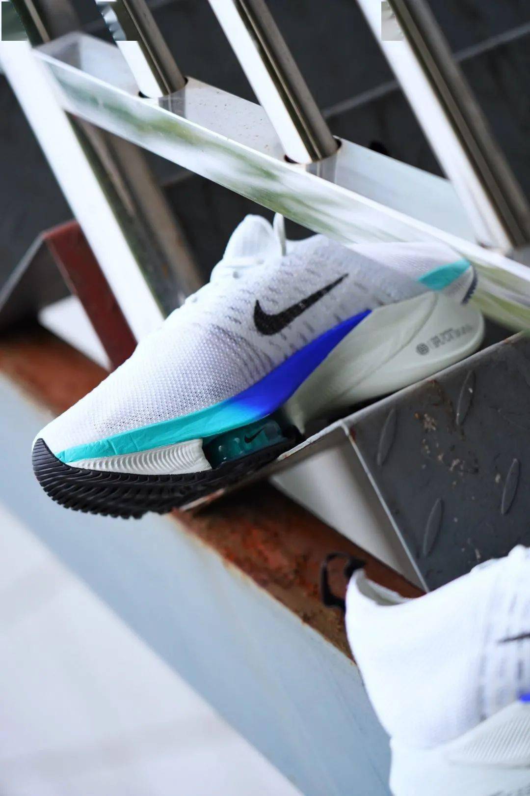 耐克Next最新系列，与自然美景同行，探寻内心平和之旅