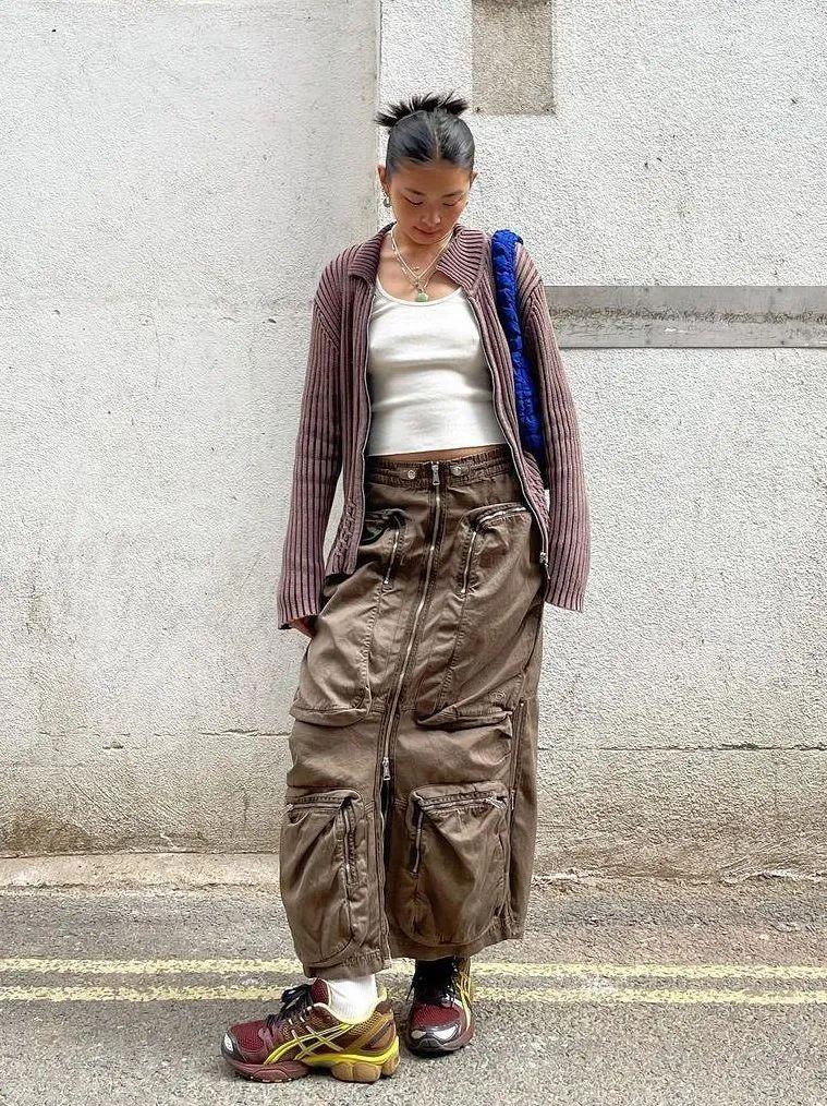 年度最新球鞋，小巷深处的隐藏宝藏探索记