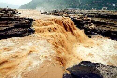 黄河变清现象，是生态环境改善的标志还是自然演化的过程？