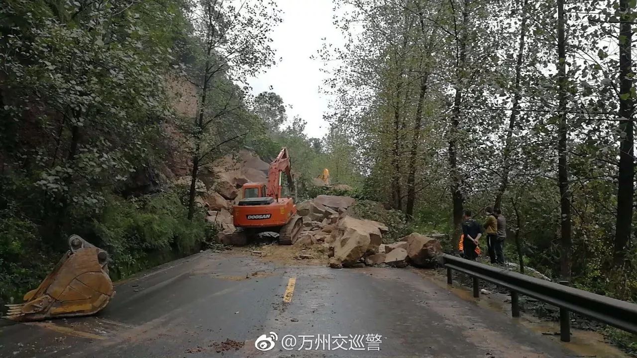 路塌方最新状况,探寻自然美景的轻松之旅