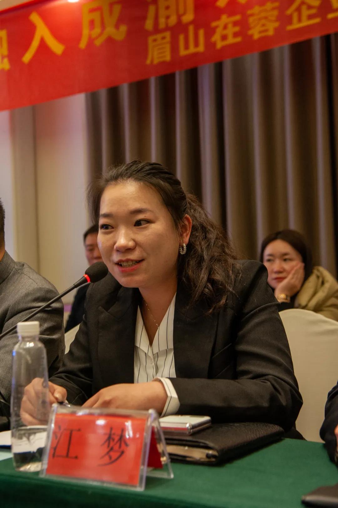 洪雅最新疫情动态，变化中的学习之旅，自信与成就感的正能量传递