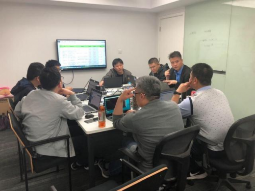 新澳门免费资料期期准235期,深入探讨方案策略_万能版32.302