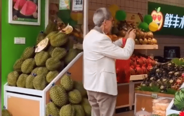 新澳门一码一肖一特一中水果爷爷,解答配置方案_娱乐版35.414