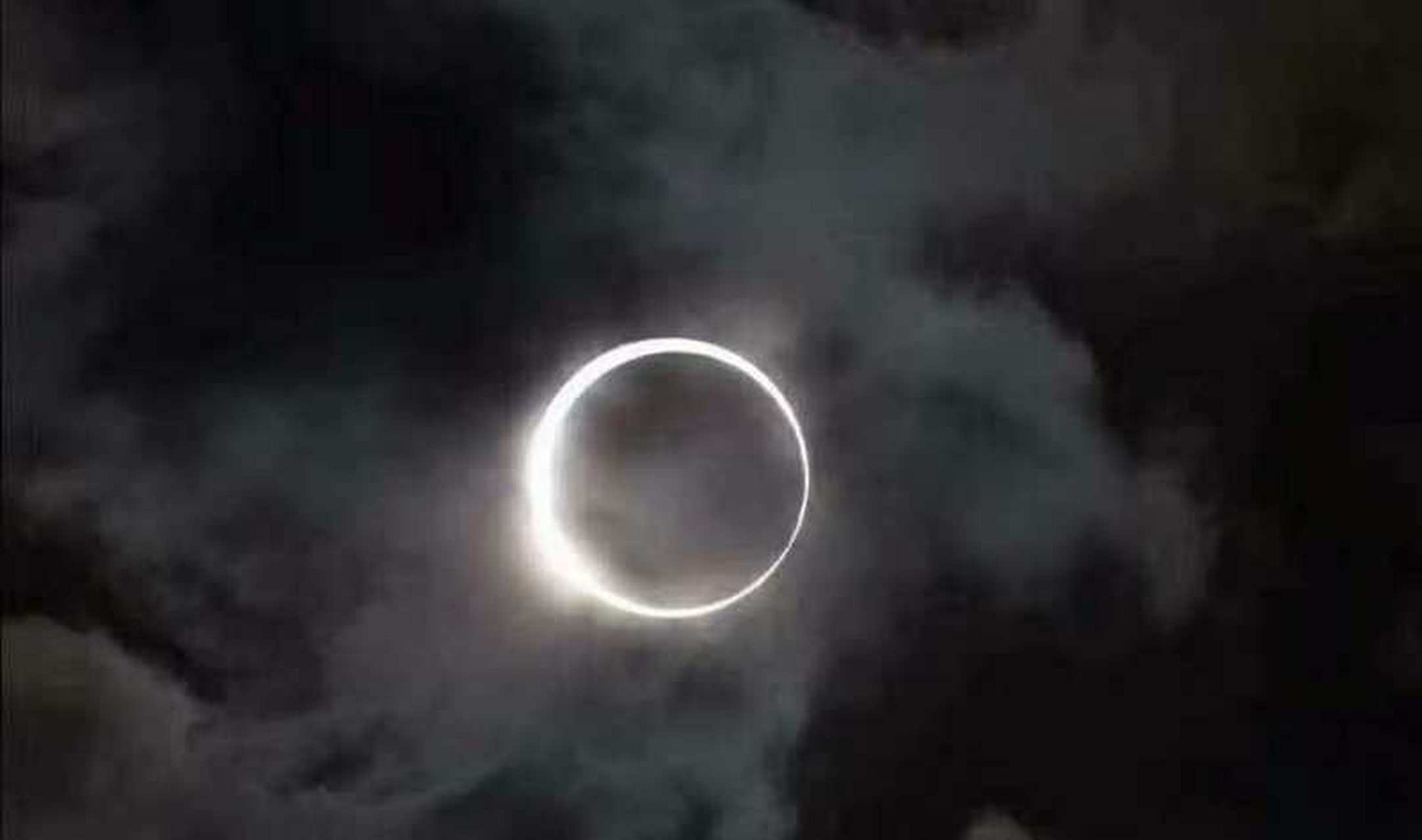 天文奇观揭秘,最新月环食背后的科学奥秘探索