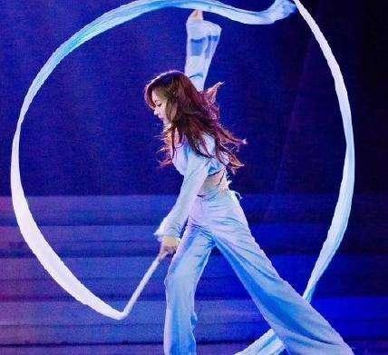 张雨绮舞蹈之旅，温馨日常与友情纽带