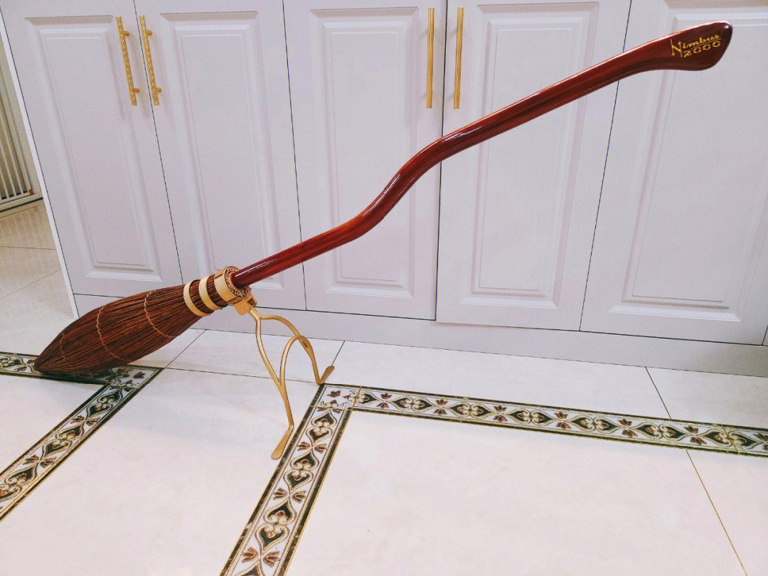 光轮最新款,智慧之光引领驶向成功之路