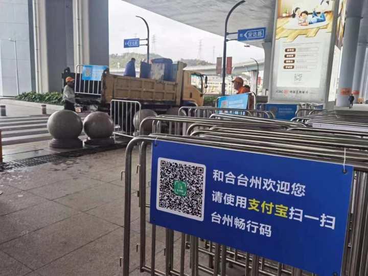 一码爆(1)特,数据化决策分析_定向版44.176