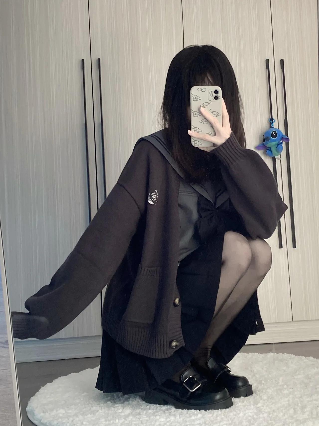 百褶裙时尚之旅,自信与成长的蜕变之路