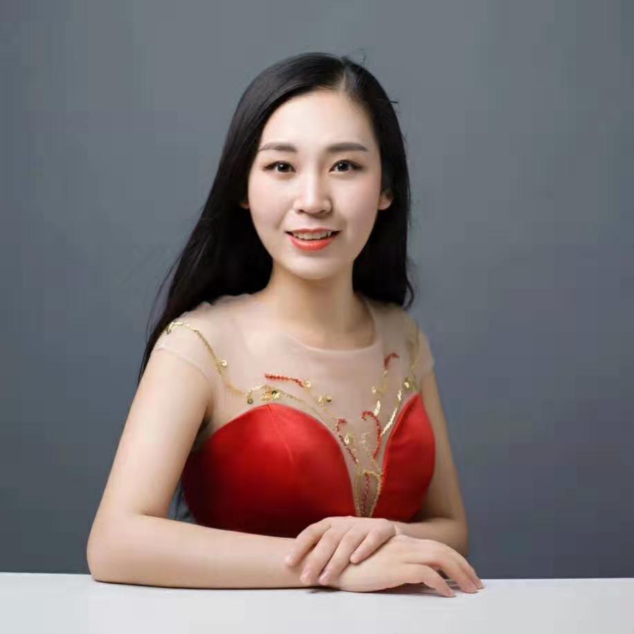 任玲最新青春风采，闪耀时尚之星崛起之路