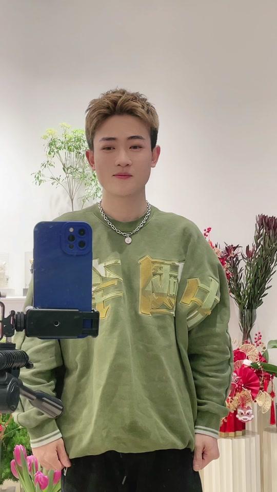 李承灿最新小巷美食揭秘，隐秘美味大揭秘