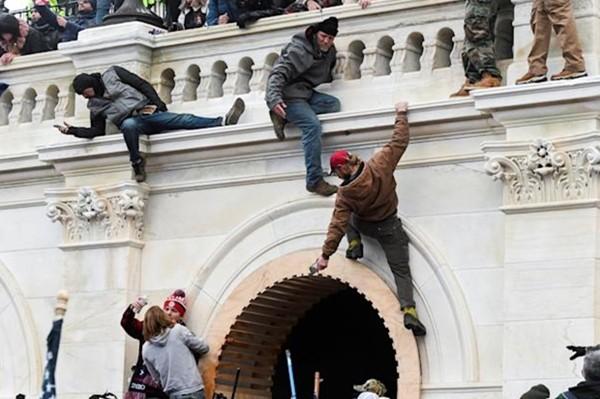 黑命贵掀起时尚新浪潮,打破刻板印象,引领全新风尚!