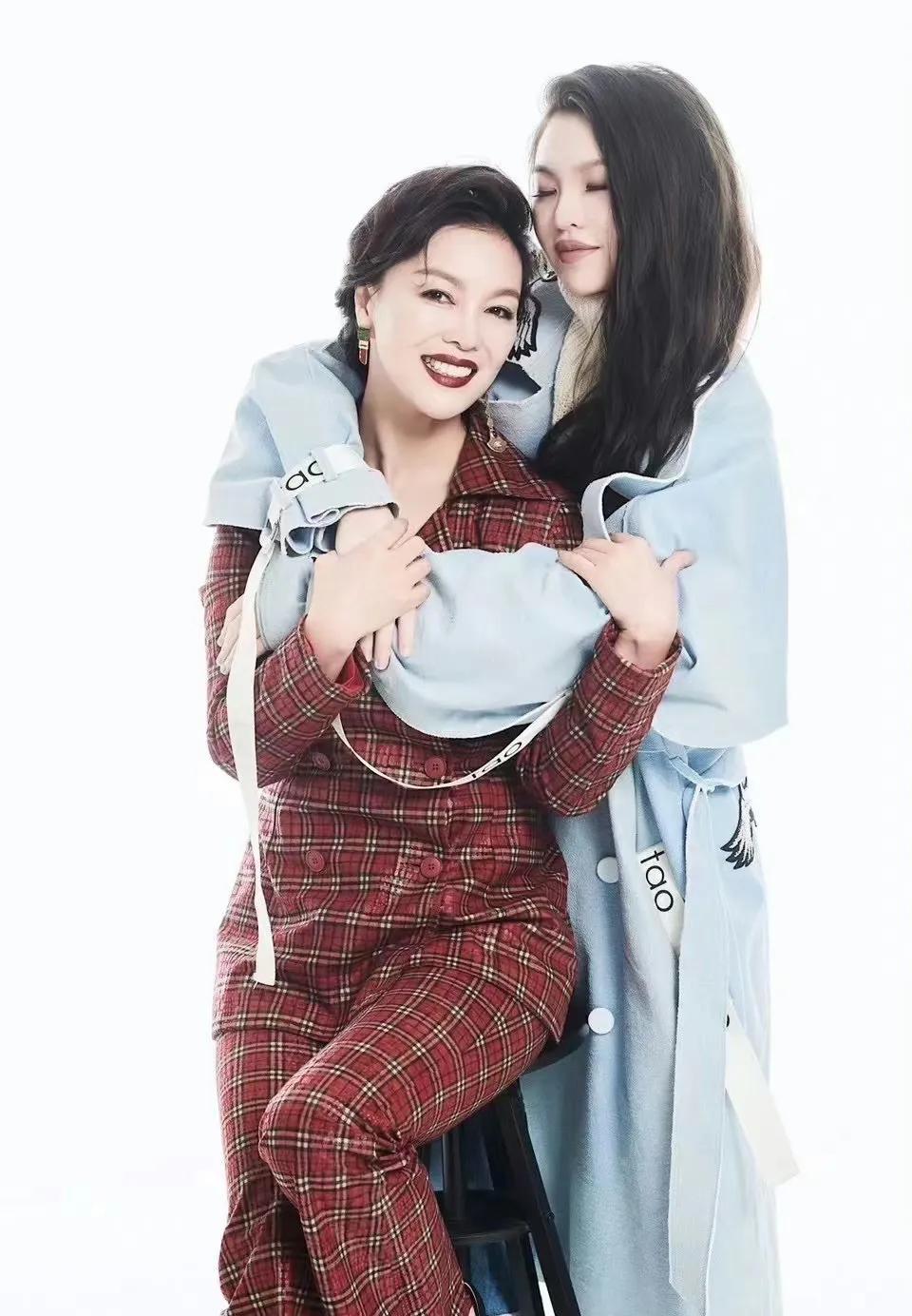 演员荣蓉的老公,时代的印记