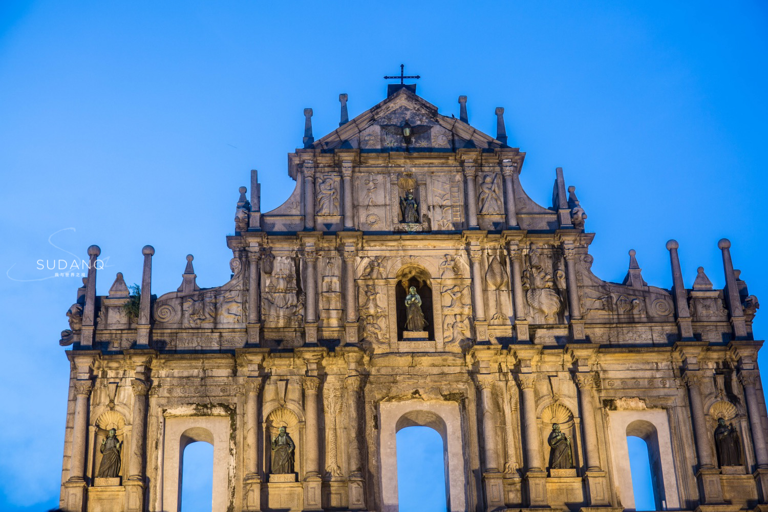 澳门大三巴3188网站怎么用,全面实施策略设计_计算能力版67.902