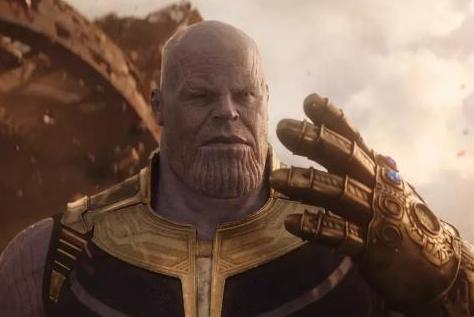 揭秘灭霸演员身份，深入探索其高科技产品体验之旅