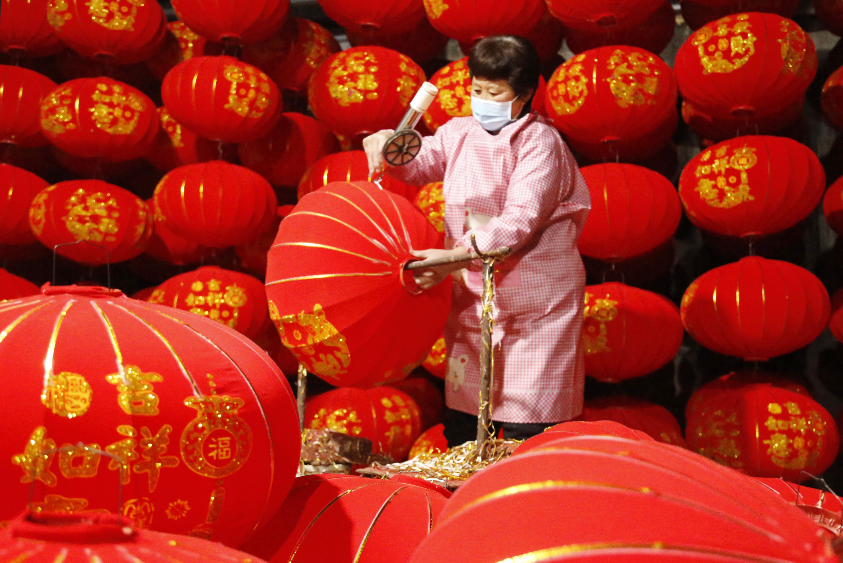 最新灯笼资讯探索自然美景之旅,寻找内心的宁静与平和