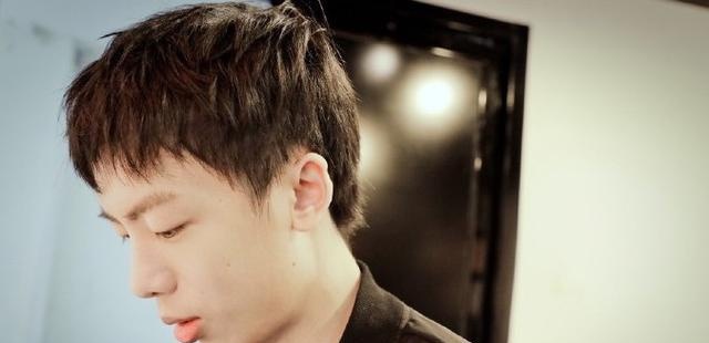 五五开S3比赛视频,科技新纪元下的超凡竞技盛宴!