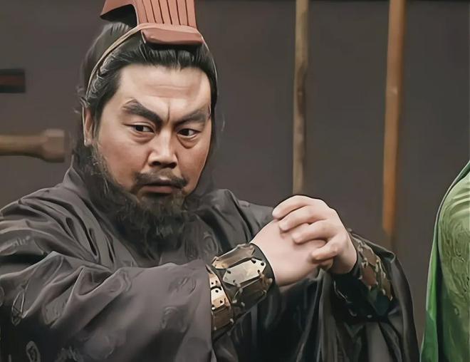 三国演义关羽演员揭秘，宝藏与小巷的故事