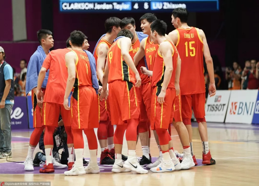 亚运会男篮热血激战,荣耀时刻的决战!