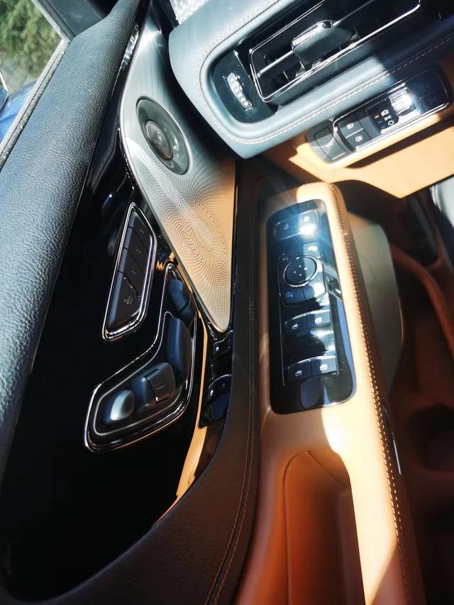 引领潮流时尚新动向，最新嘎嘎版风潮解析