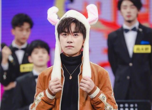 易烊千玺快乐大本营最新一期，友情盛宴，快乐无限传递