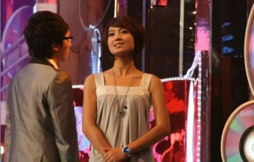 歌词比赛，爱与陪伴的温馨竞技场