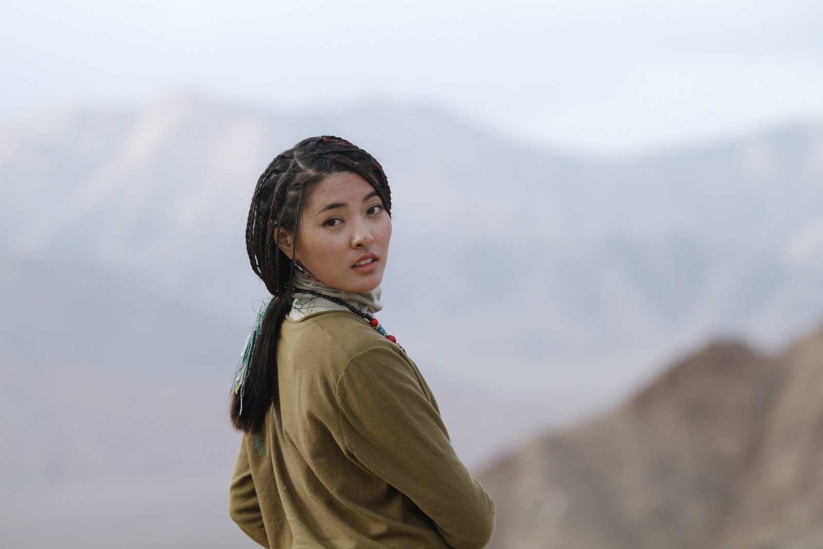 旺卓措最新写真，闪耀星光，时代之光之美貌展现