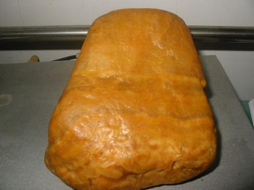 黄蜡石价格揭秘，励志故事背后的石头价值几何？