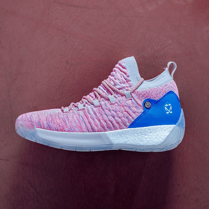 杜兰特新款篮球鞋,小巷深处的篮球梦实现地