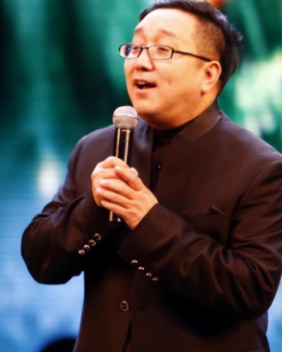 演员丫蛋的高科技神器，开启智能生活新纪元！