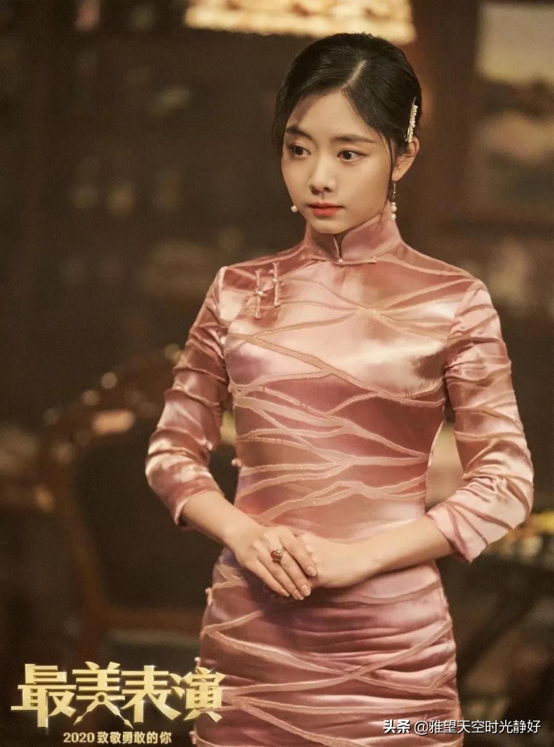 女明星旗袍风采，东方韵味的时尚演绎