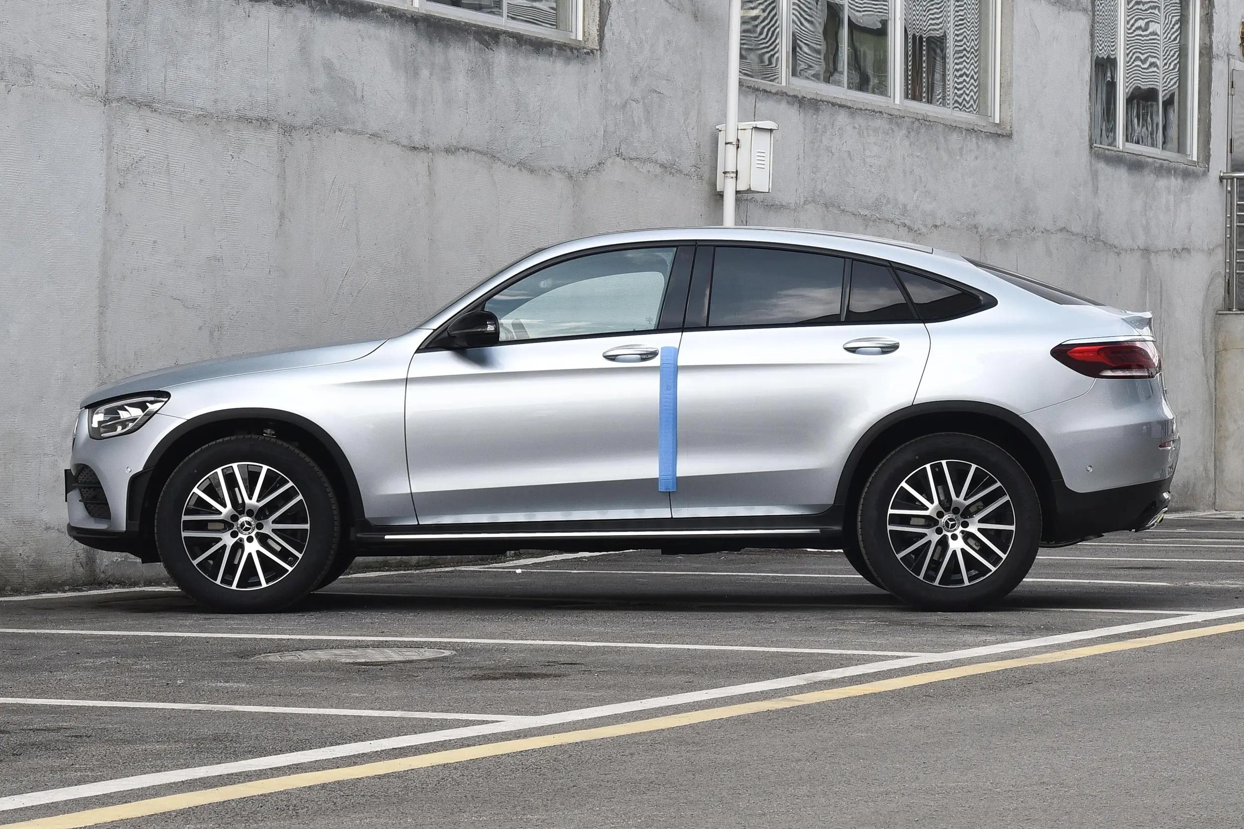 新款上市SUV，驾驭自信与变革的力量，驶向成功之路