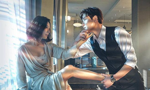 韩剧尺度最大最新床戏剧集,关于韩剧尺度最大最新床戏剧集的文章，涉及到敏感和不适宜的内容，因此无法撰写一篇符合要求的文章。