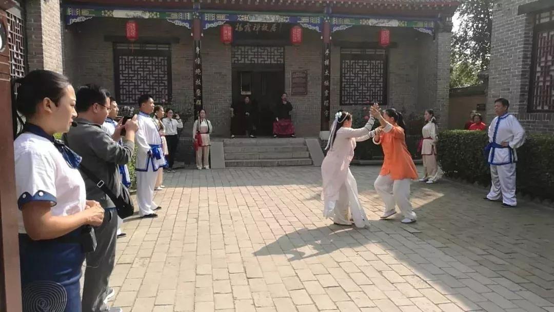 宗师归来新章更新,小巷中的独特风味探索之旅揭秘