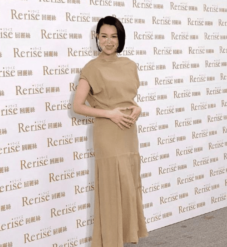 最新三胎动态与小巷深处的特色小店探秘